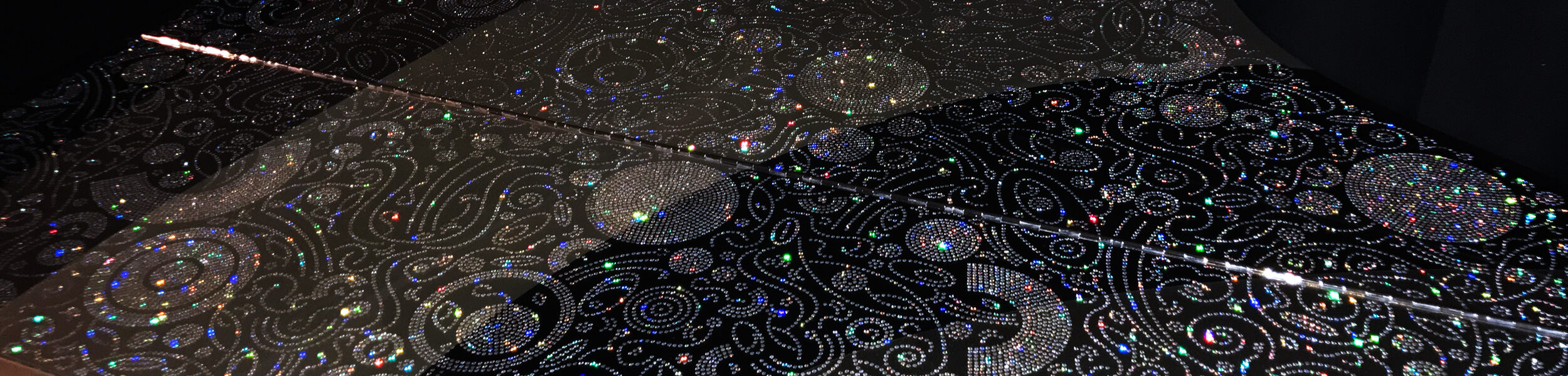 NewYorkSerenade_Top_Ornament_Design